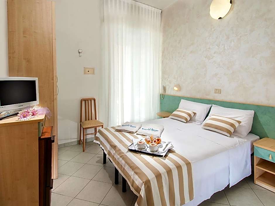 Strand Hotel
