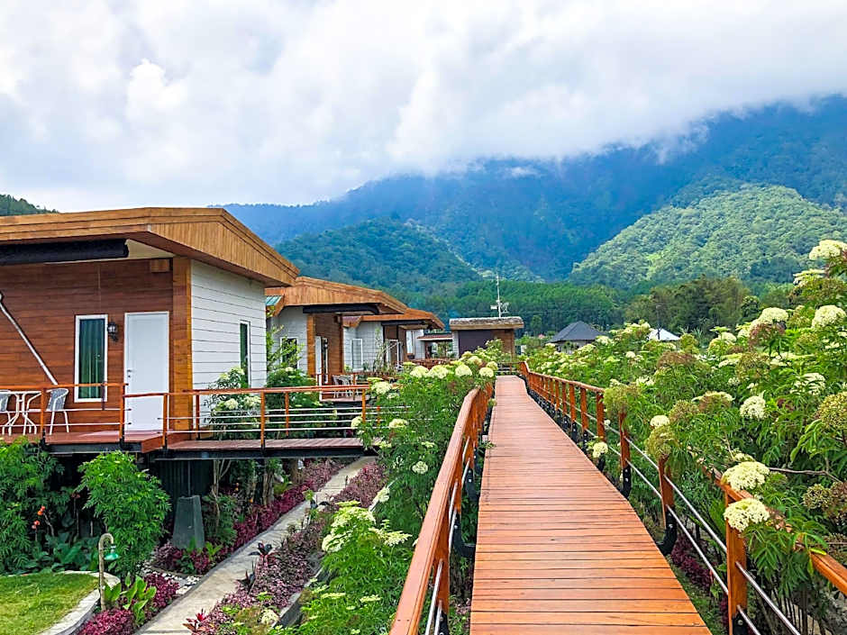 PonDaNu Cabins By The Lake