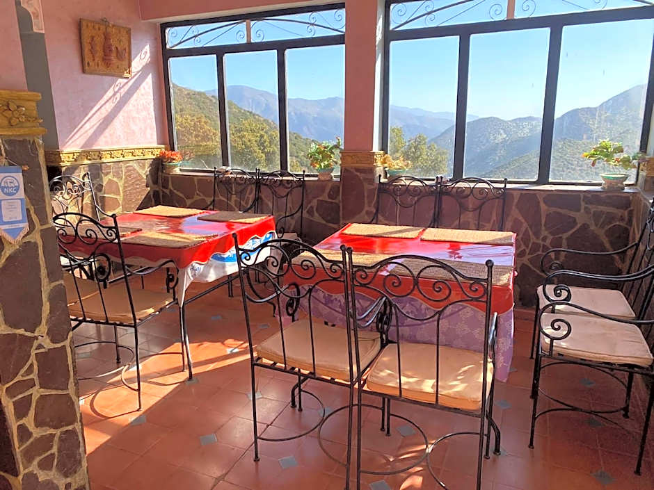 Tizintest LA HAUTE VUE 2100M - Hôtel Restaurant