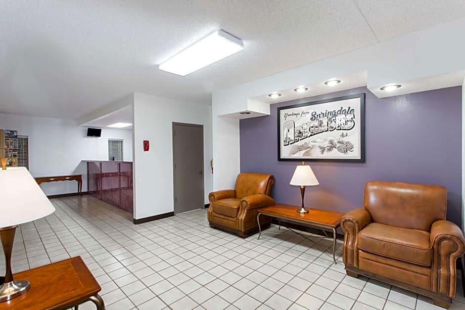 Super 8 by Wyndham Springdale AR