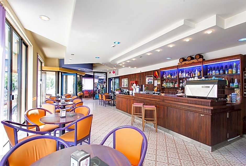Hotel Cola Frontemare