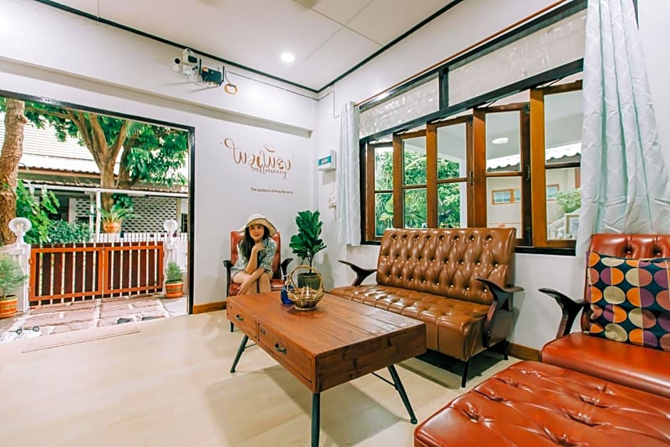 Banya BnB ที่พักบ้านย่าบีแอนด์บี เมืองประจวบฯ