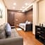 306 Zocalo Cathedral 2Bdrm 2bath apt AC Rooftop