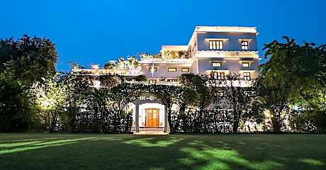 Saraca Hotel Lucknow 