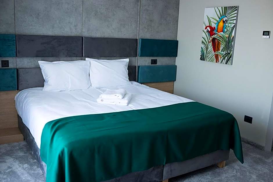 Hotel Plutitor Lebăda