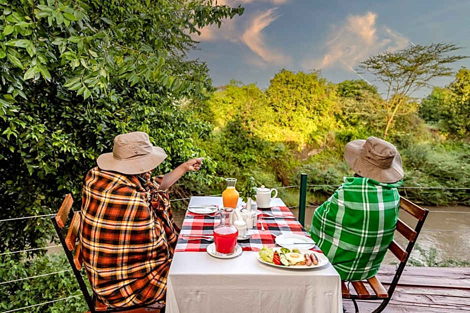 PrideInn Mara Camp & Cottages