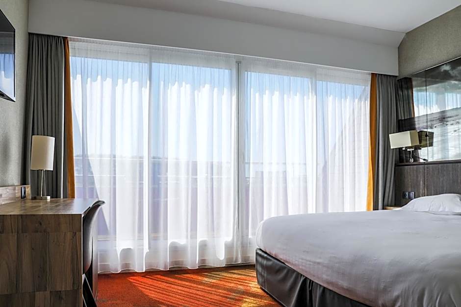 Foto 1 von 8 von Superior 1 Double Bed or 2 Beds, Canal View