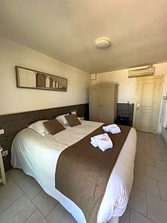Classic Room with Sea View - Ground Floor 2P