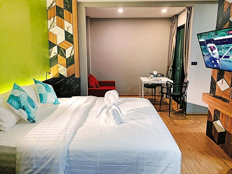 Sky Wave Patong Hotel