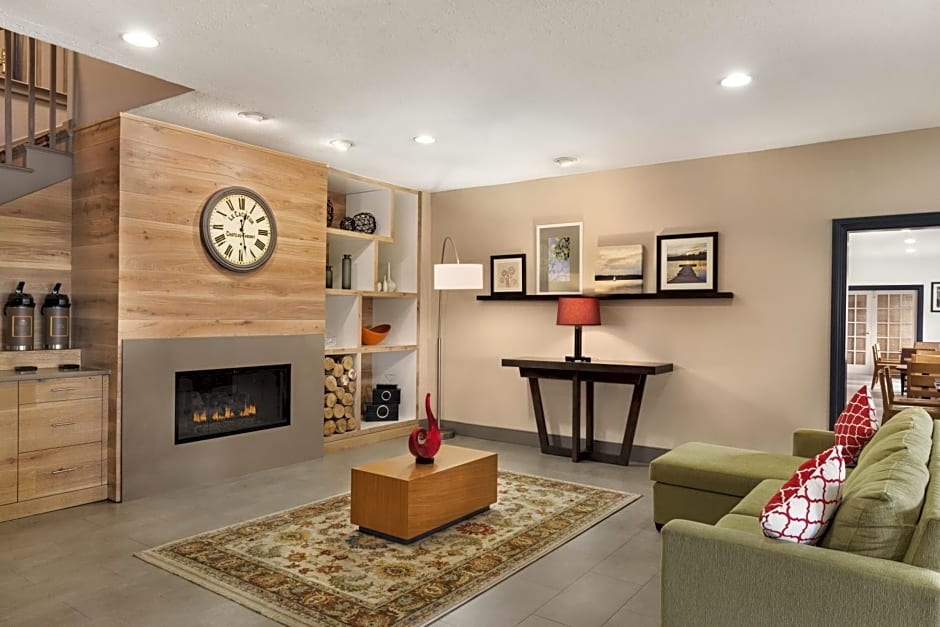 Country Inn & Suites by Radisson Romeoville - Bolingbrook