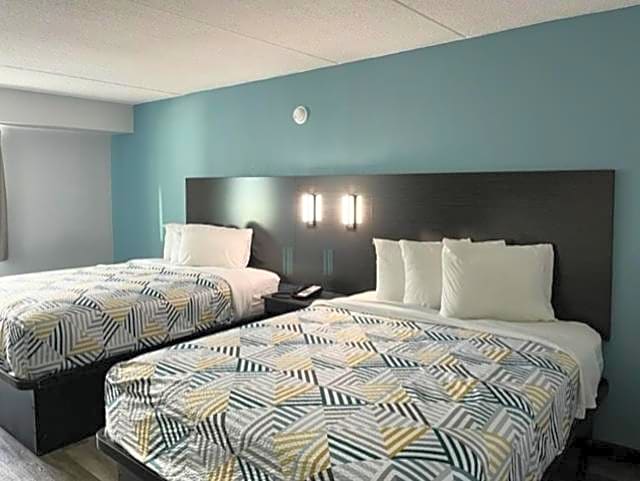 Studio 6 Suites East Syracuse NY Airport