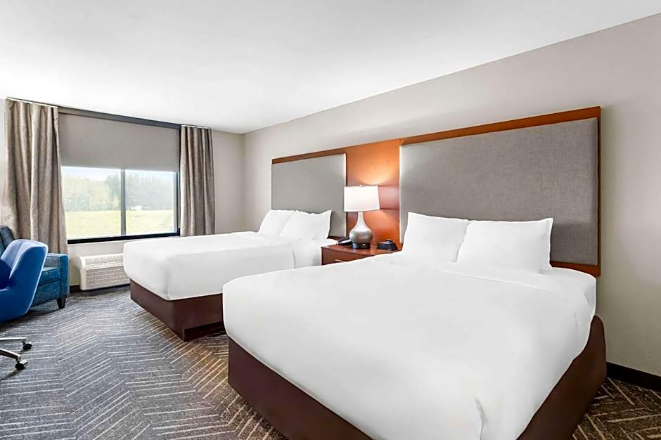 Comfort Inn & Suites Mountain Iron and Virginia