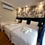 Carlton Hotel