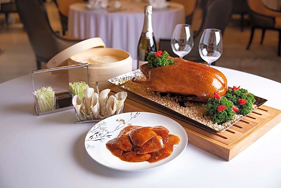 Marriott Jeju Shinhwa World Hotel