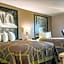 Super 8 by Wyndham Indianapolis Emerson