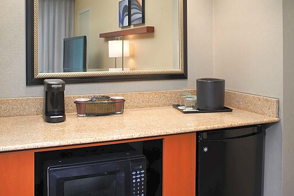 Courtyard by Marriott Lexington North