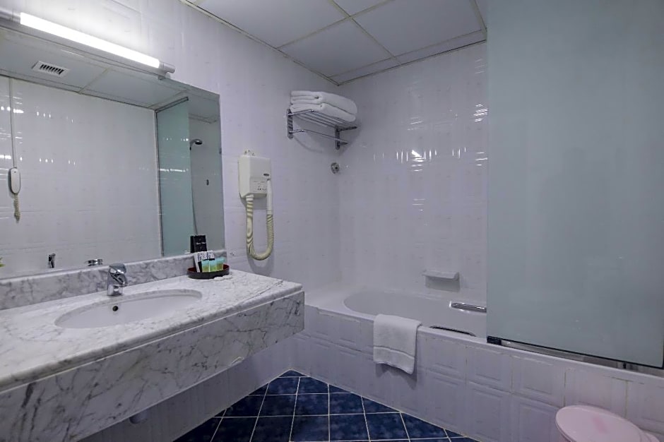 Delmon Boutique Hotel