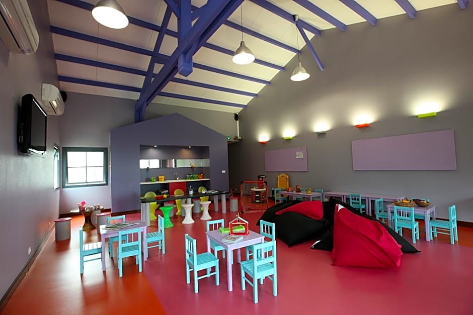 Mahogany Hotel Residence & Spa