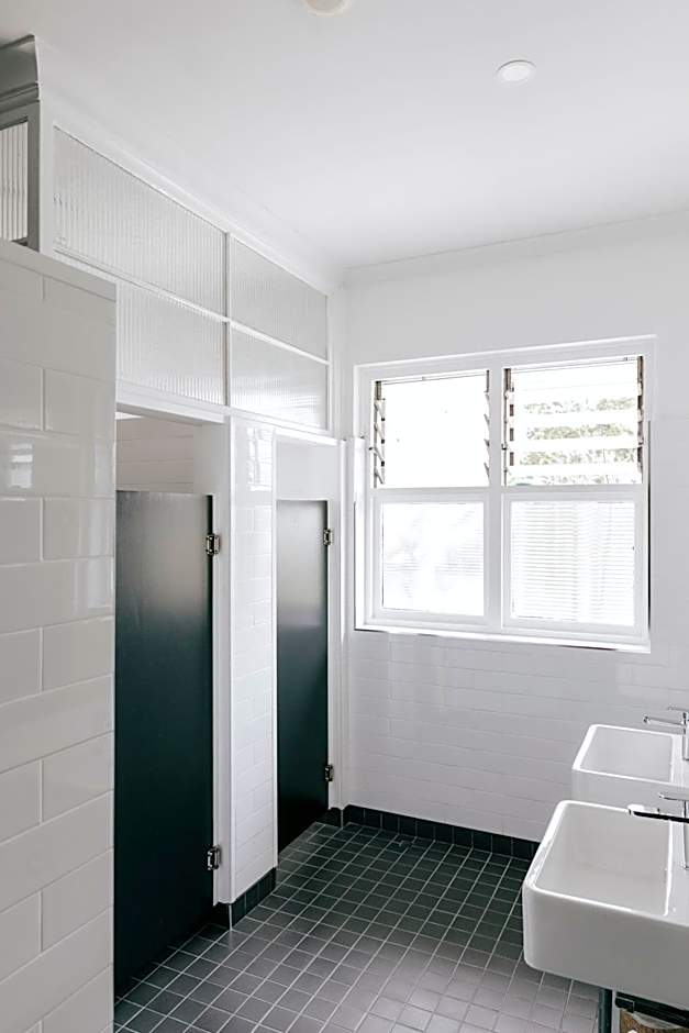 General Roberts Hotel