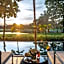 Summit Windmill Golf Suite Hotel at Suvarnabhumi