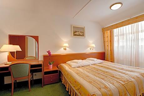 Hotel Zajazd Piastowski