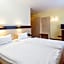 Hotel Mit-Mensch