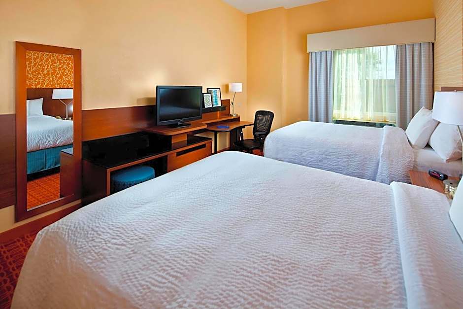 Fairfield Inn & Suites by Marriott Houston Hobby Airport