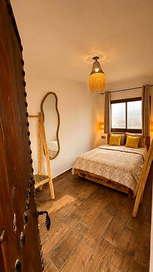 Thayri Hostel - Sea View