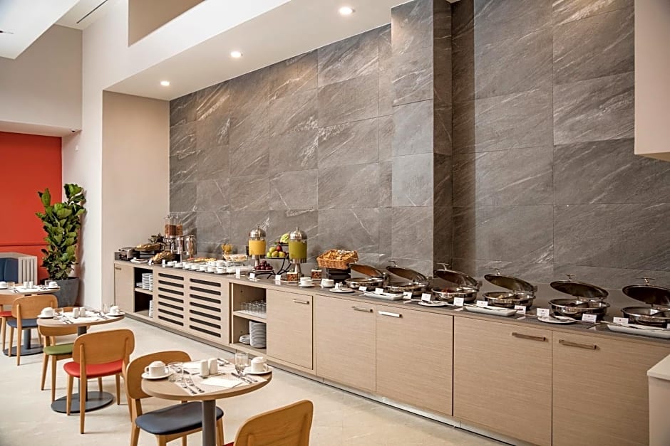 Holiday Inn & Suites - Aguascalientes, an IHG hotel