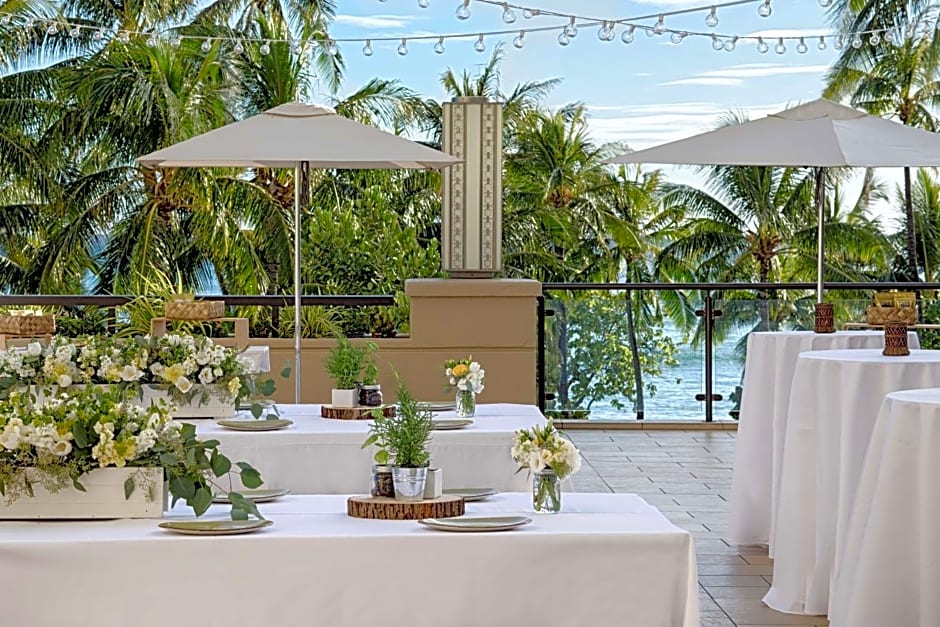 Hyatt Regency Waikiki Beach Resort & Spa