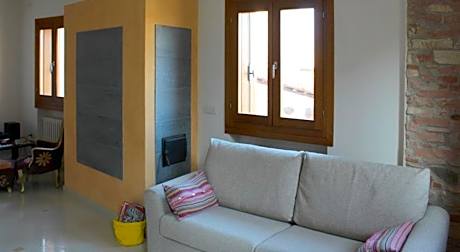 Antica Corte Leguzzano B&B