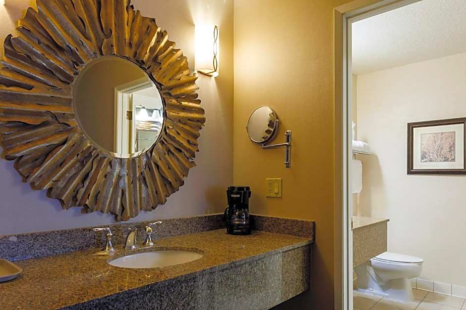 Gold Country Casino by Red Lion Hotels