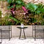 Hotel Colonial Zaci by GuruHotel