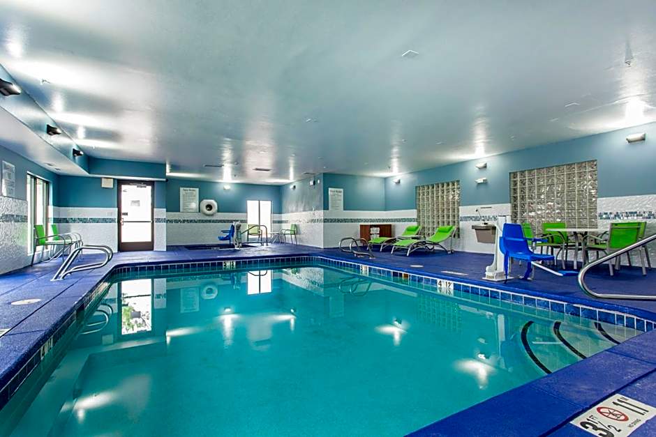 Holiday Inn Express And Suites Santa Fe By IHG