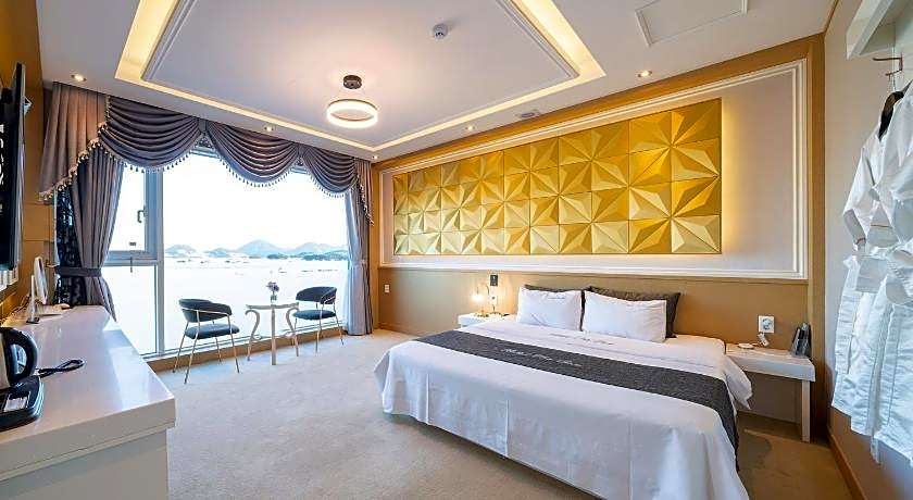 Yeosu Hotel The One