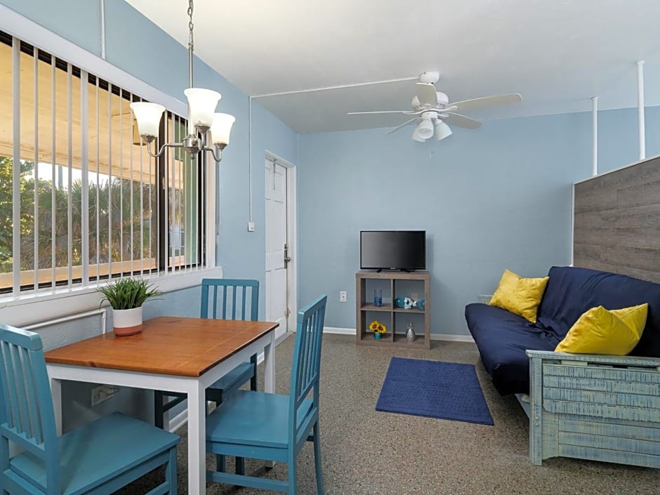 South Beach Inn - Cocoa Beach