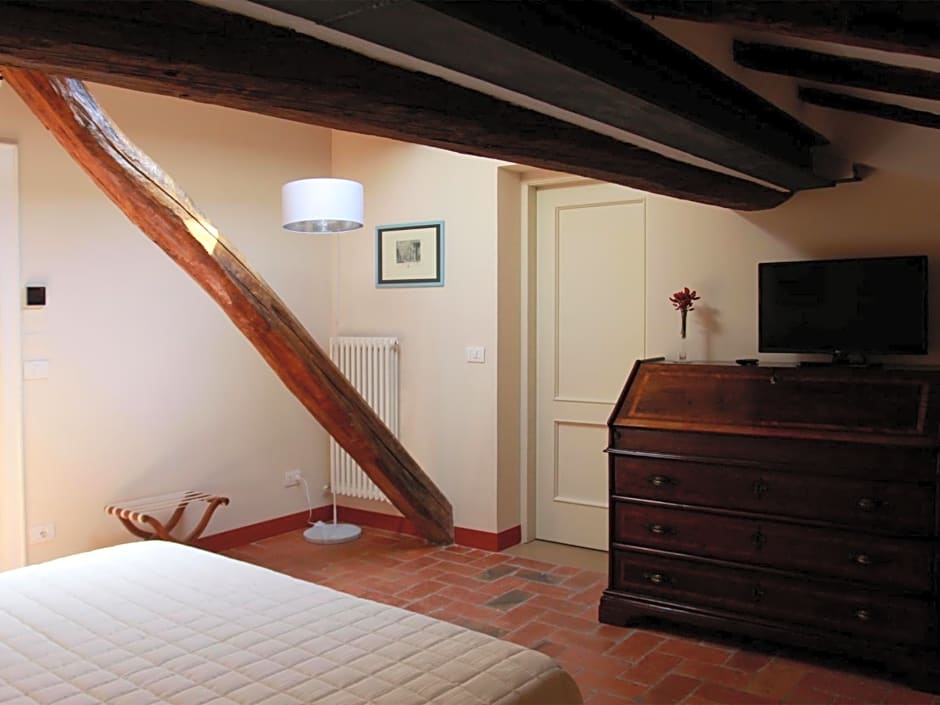 Casa Isolani Charms Rooms Santo Stefano
