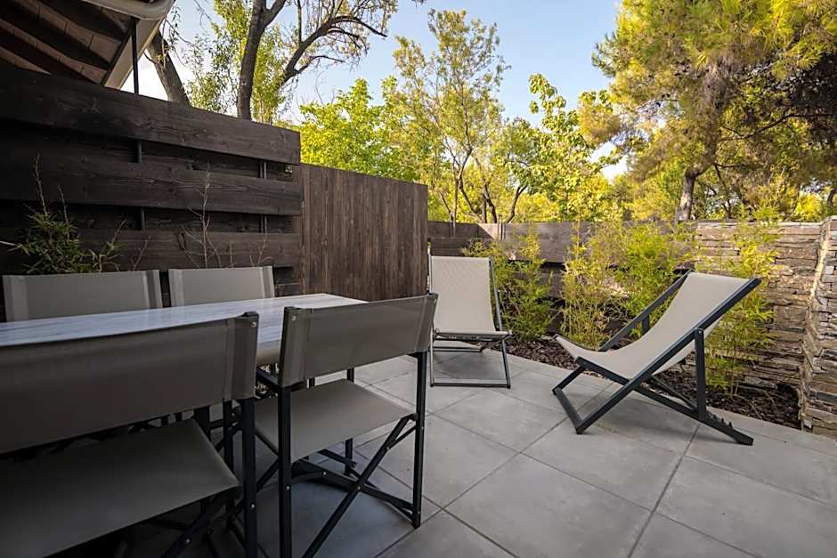 Sylvia Camping & Luxury Suites, Panel Hospitality Homes & Villas