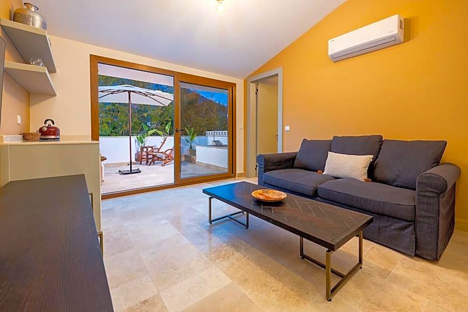 Yonca Anjelika Hotel