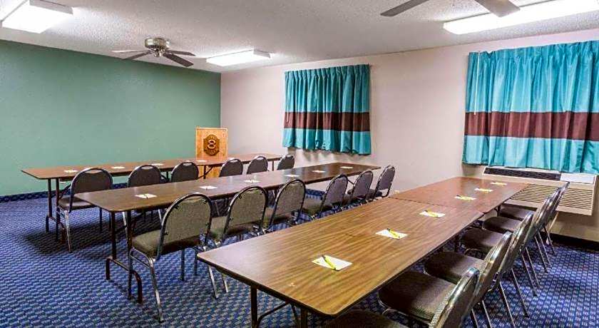 Super 8 by Wyndham Richmond Midlothian Turnpike