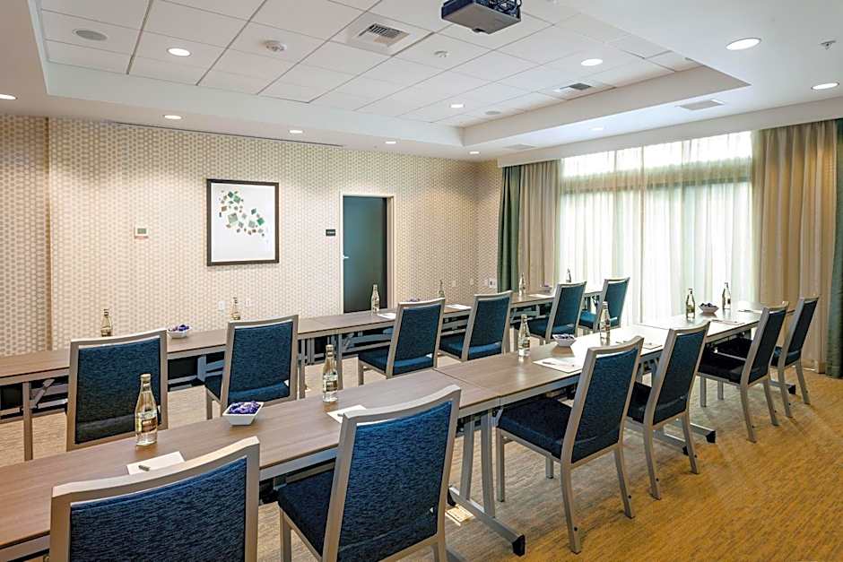 Hampton Inn & Suites Seattle/Northgate