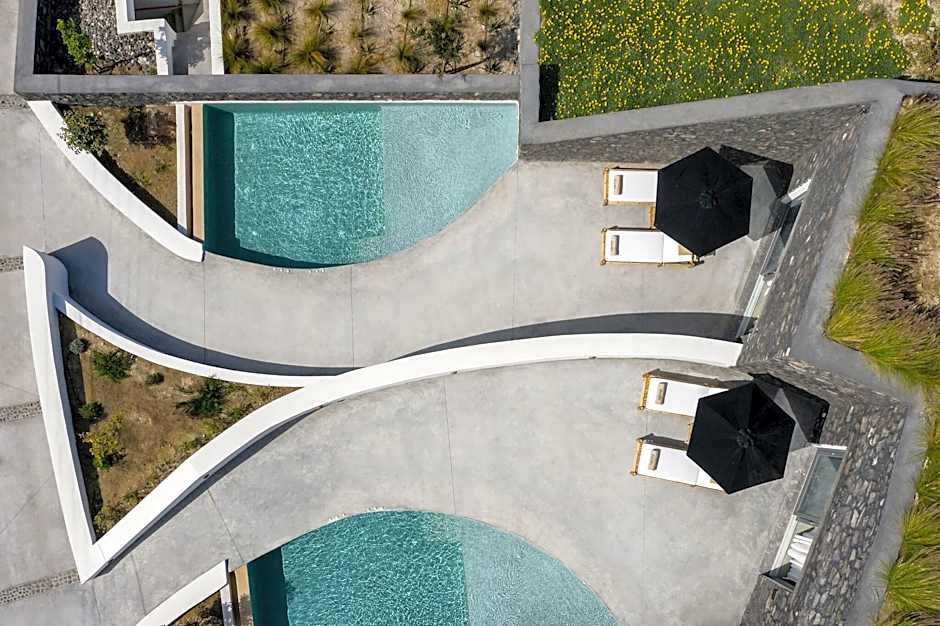 Santo Pure Oia Suites and Villas