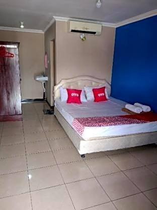 RedDoorz Syariah @ Cibadak Sukabumi