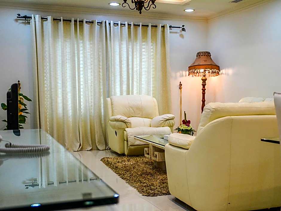 Kiev Tower Hotel Apartments
