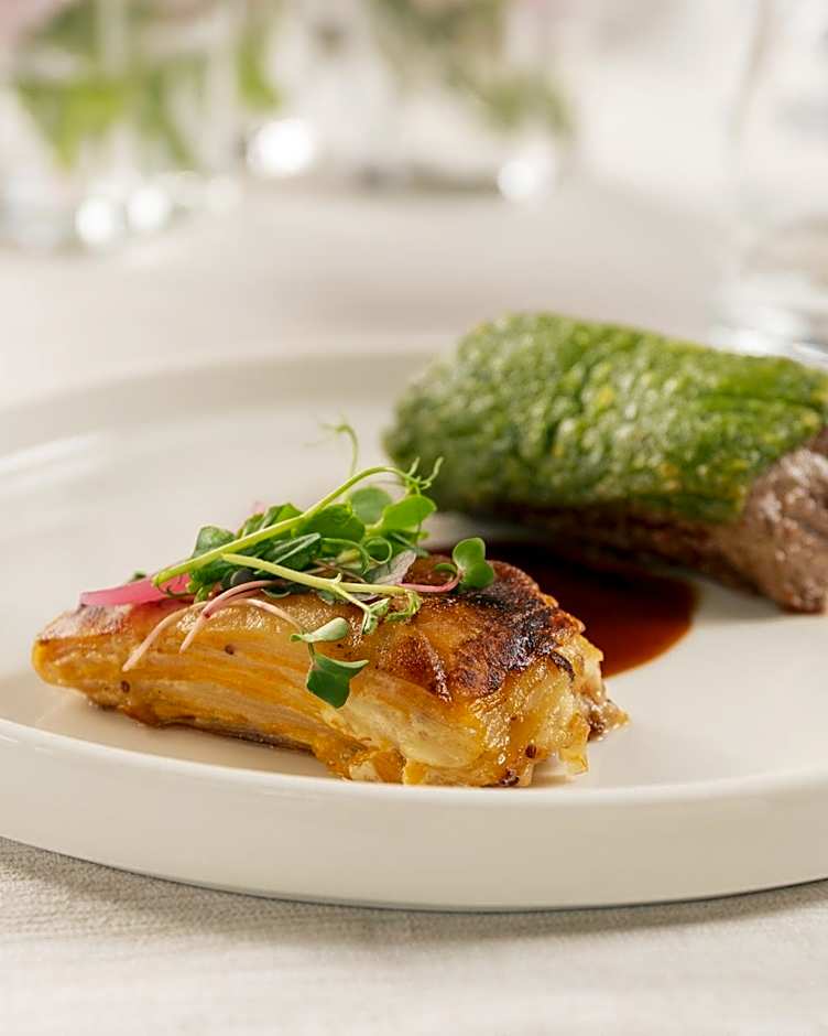 Red's Redaelli Hotel