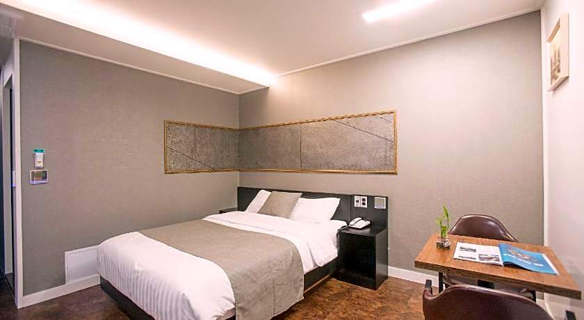 Major Hotel 2