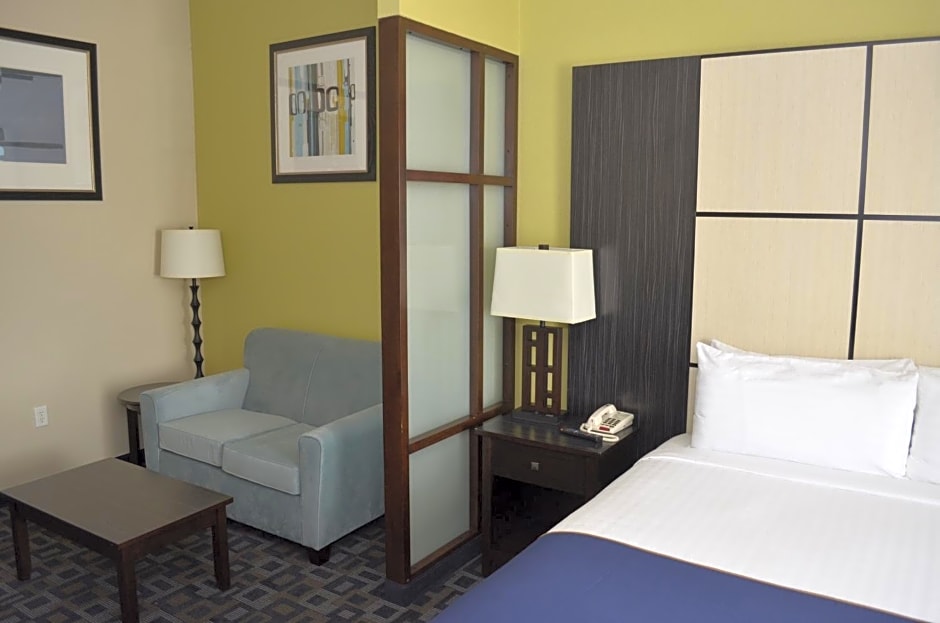 Super 8 by Wyndham Irving/DFW Apt/North