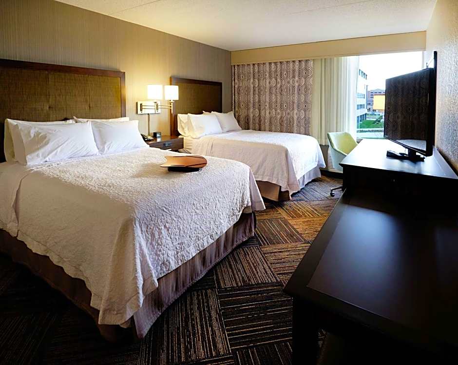 Hampton Inn By Hilton Green Bay Downtown WI
