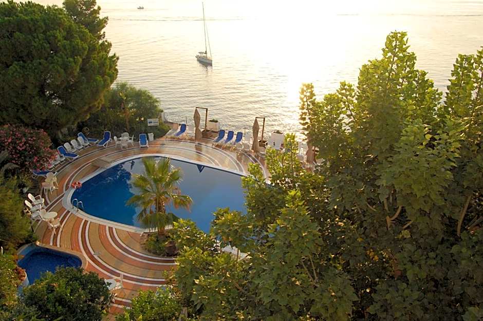 Hotel Giardino Sul Mare