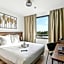 All Suites Paris Ouest Colombes